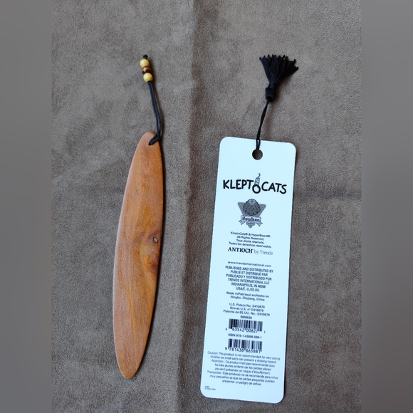 3/$20💗Bookmarks lot of 2 - Picture 2 of 4